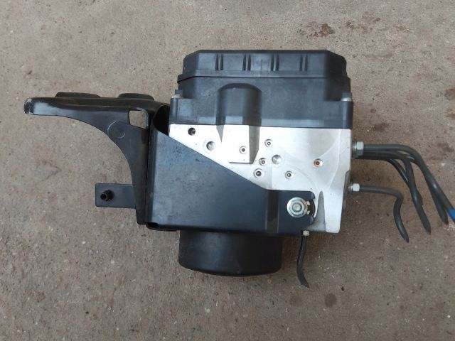 bontott TOYOTA RAV 4 ABS Kocka