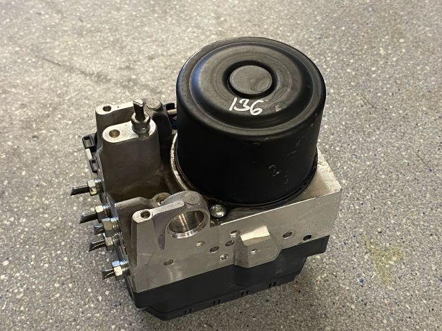 bontott TOYOTA RAV 4 ABS Kocka