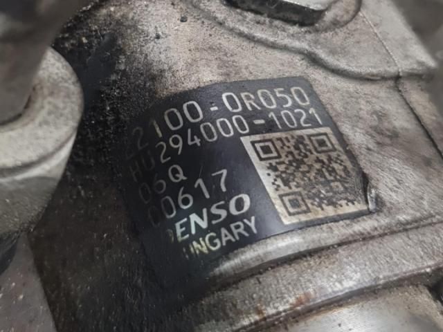 bontott TOYOTA RAV 4 Adagoló