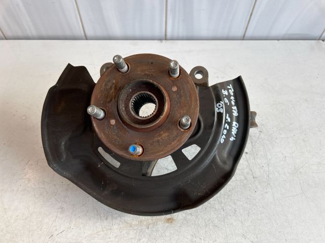 bontott TOYOTA RAV 4 Bal első Csonkállvány Kerékaggyal