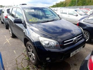 bontott TOYOTA RAV 4 Bal első Csonkállvány