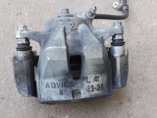 bontott TOYOTA RAV 4 Bal első Féknyereg Munkahengerrel