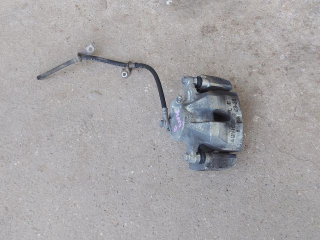 bontott TOYOTA RAV 4 Bal első Féknyereg Munkahengerrel