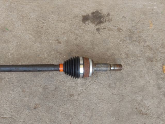 bontott TOYOTA RAV 4 Bal hátsó Féltengely