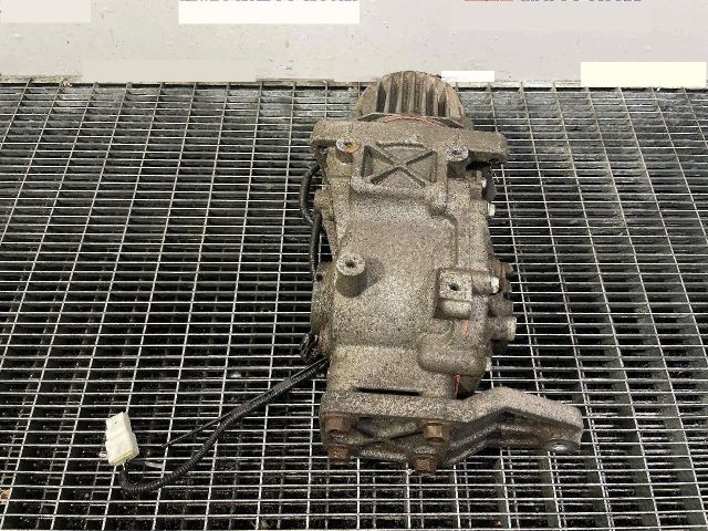 bontott TOYOTA RAV 4 Differenciálmű Tartó Bak