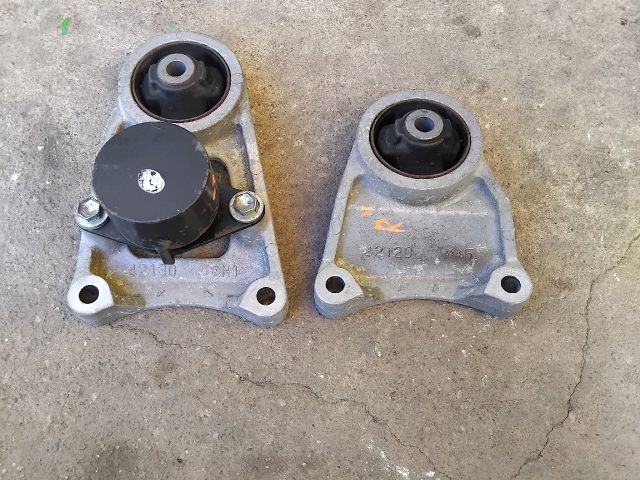 bontott TOYOTA RAV 4 Differenciálmű Tartó Bak