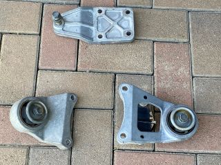 bontott TOYOTA RAV 4 Differenciálmű Tartó Bak