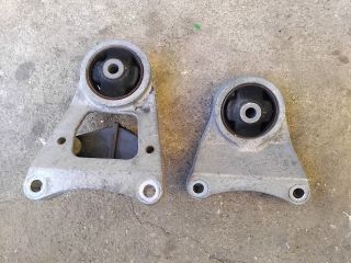 bontott TOYOTA RAV 4 Differenciálmű Tartó Bak