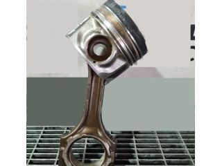 bontott TOYOTA RAV 4 Dugattyú