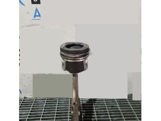 bontott TOYOTA RAV 4 Dugattyú