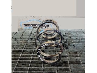 bontott TOYOTA RAV 4 Első Rugó