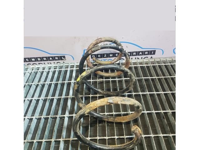 bontott TOYOTA RAV 4 Első Rugó