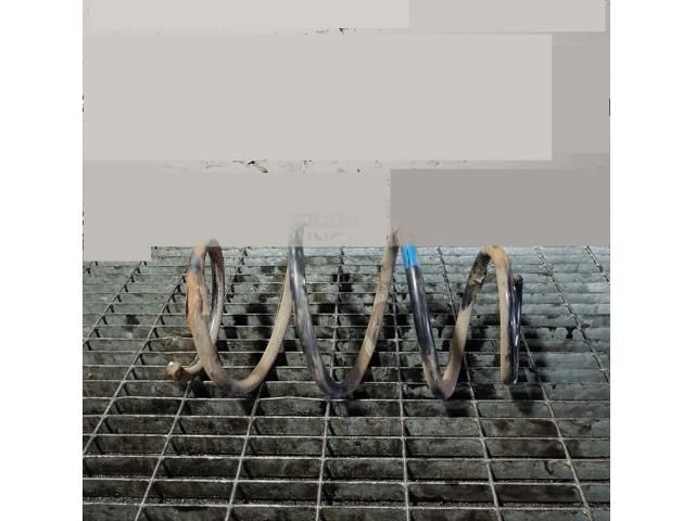 bontott TOYOTA RAV 4 Első Rugó