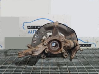 bontott TOYOTA RAV 4 Jobb első Csonkállvány