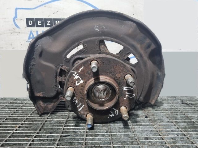 bontott TOYOTA RAV 4 Jobb első Csonkállvány