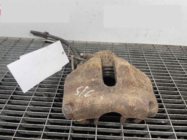 bontott TOYOTA RAV 4 Jobb első Féknyereg Munkahengerrel