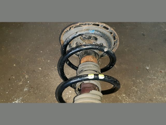 bontott TOYOTA RAV 4 Jobb első Gólyaláb (Lengécsillapító, Rugó)