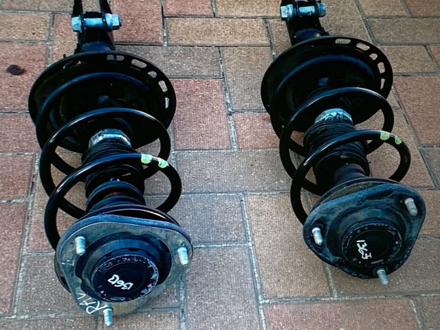 bontott TOYOTA RAV 4 Jobb első Gólyaláb (Lengécsillapító, Rugó)