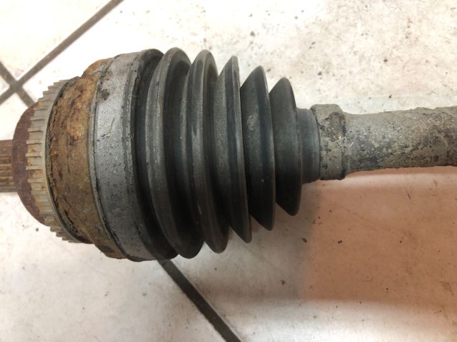 bontott TOYOTA RAV 4 Jobb Féltengely