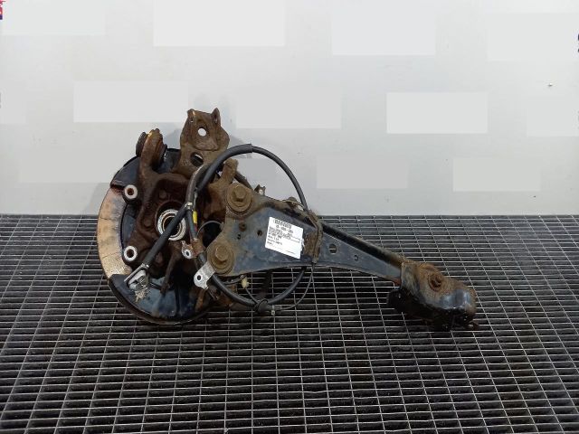 bontott TOYOTA RAV 4 Jobb hátsó Csonkállvány