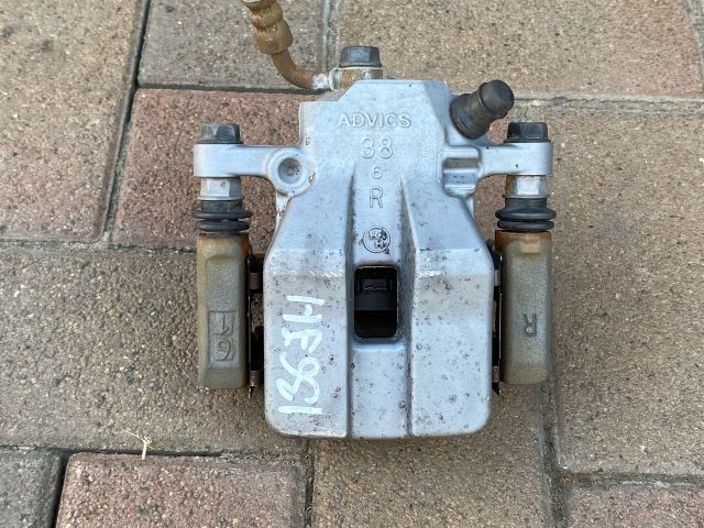 bontott TOYOTA RAV 4 Jobb hátsó Féknyereg Munkahengerrel