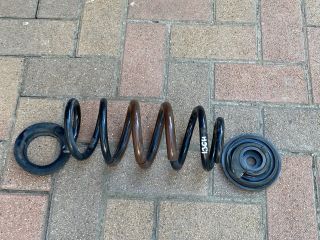 bontott TOYOTA RAV 4 Jobb hátsó Rugó