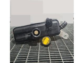 bontott TOYOTA RAV 4 Kiegyenlítő Tartály