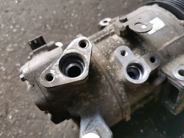 bontott TOYOTA RAV 4 Klímakompresszor