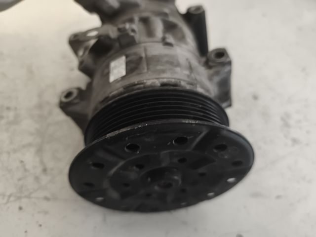 bontott TOYOTA RAV 4 Klímakompresszor