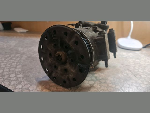 bontott TOYOTA RAV 4 Klímakompresszor