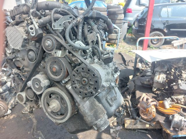 bontott TOYOTA RAV 4 Komplett Motor (Segédberendezésekkel)