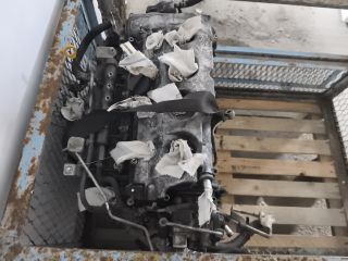 bontott TOYOTA RAV 4 Motor (Fűzött blokk hengerfejjel)