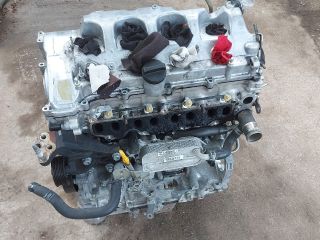 bontott TOYOTA RAV 4 Motor (Fűzött blokk hengerfejjel)