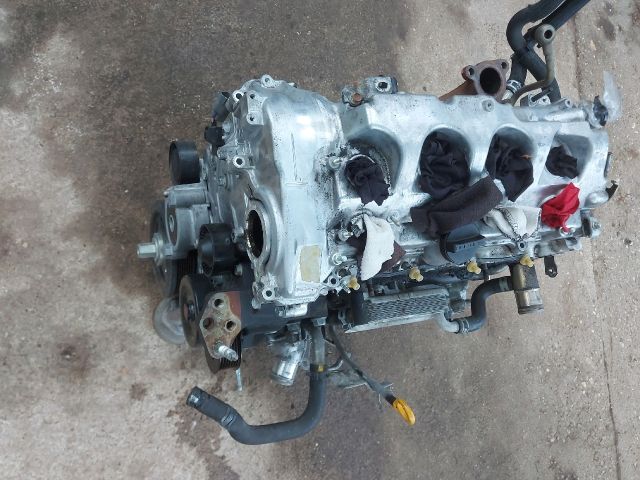 bontott TOYOTA RAV 4 Motor (Fűzött blokk hengerfejjel)