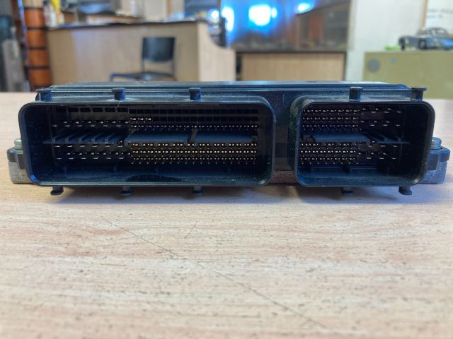 bontott TOYOTA RAV 4 Motorvezérlő