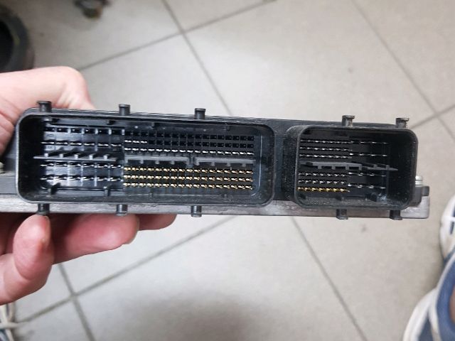 bontott TOYOTA RAV 4 Motorvezérlő