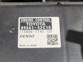 bontott TOYOTA RAV 4 Motorvezérlő