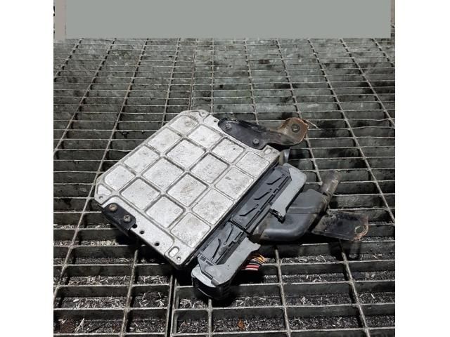 bontott TOYOTA RAV 4 Motorvezérlő