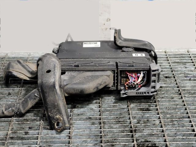 bontott TOYOTA RAV 4 Motorvezérlő