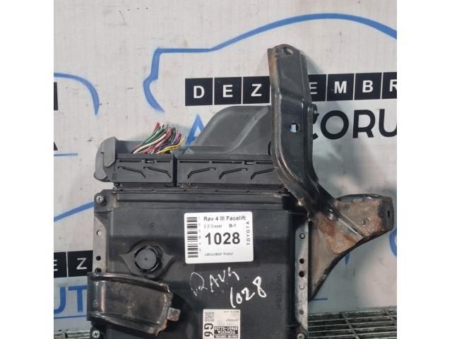 bontott TOYOTA RAV 4 Motorvezérlő