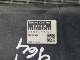 bontott TOYOTA RAV 4 Motorvezérlő