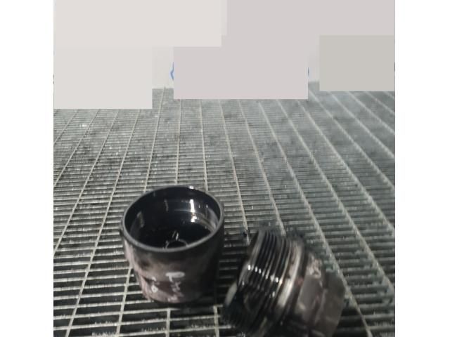 bontott TOYOTA RAV 4 Olajszűrő Ház