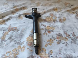 bontott TOYOTA RAV 4 Porlasztó (1 db)