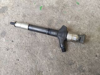 bontott TOYOTA RAV 4 Porlasztó (1 db)