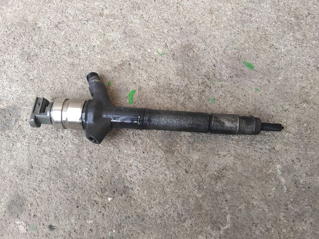 bontott TOYOTA RAV 4 Porlasztó (1 db)