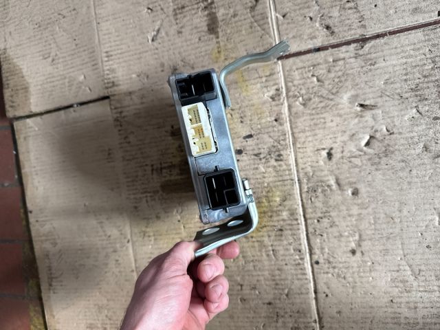 bontott TOYOTA RAV 4 Szervó Szivattyú Elektronika