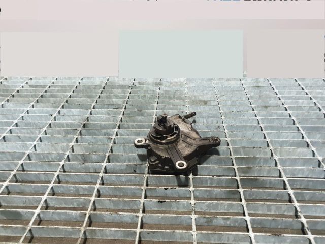 bontott TOYOTA RAV 4 Vákumpumpa