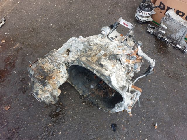 bontott TOYOTA RAV 4 Váltó (Mechanikus)