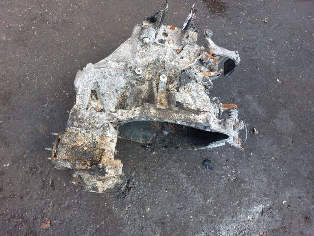 bontott TOYOTA RAV 4 Váltó (Mechanikus)