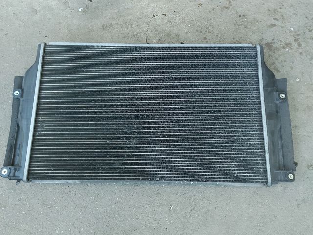 bontott TOYOTA RAV 4 Vízhűtő Radiátor (Klímás)